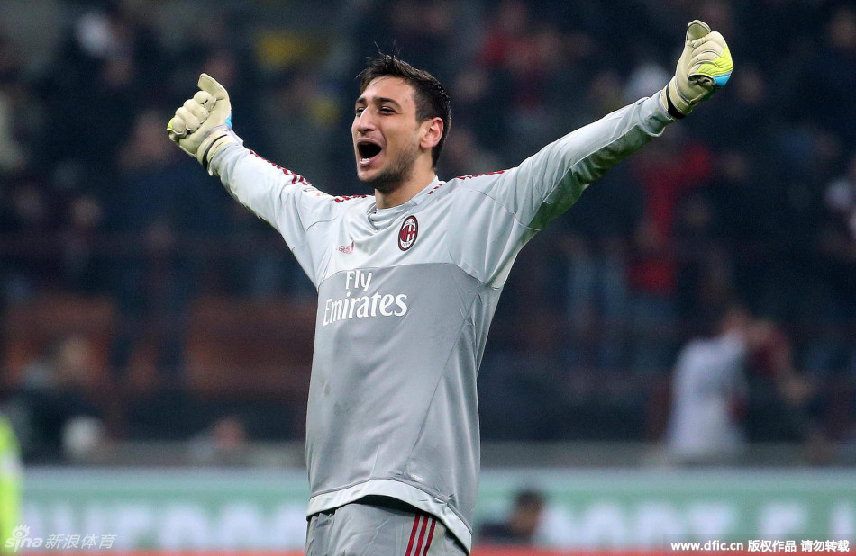 国际比赛日意大利杯传出新动向；夏洛特黄蜂内部沟通；管理层表态——信心回归；赛程密集仍需轮换的简单介绍