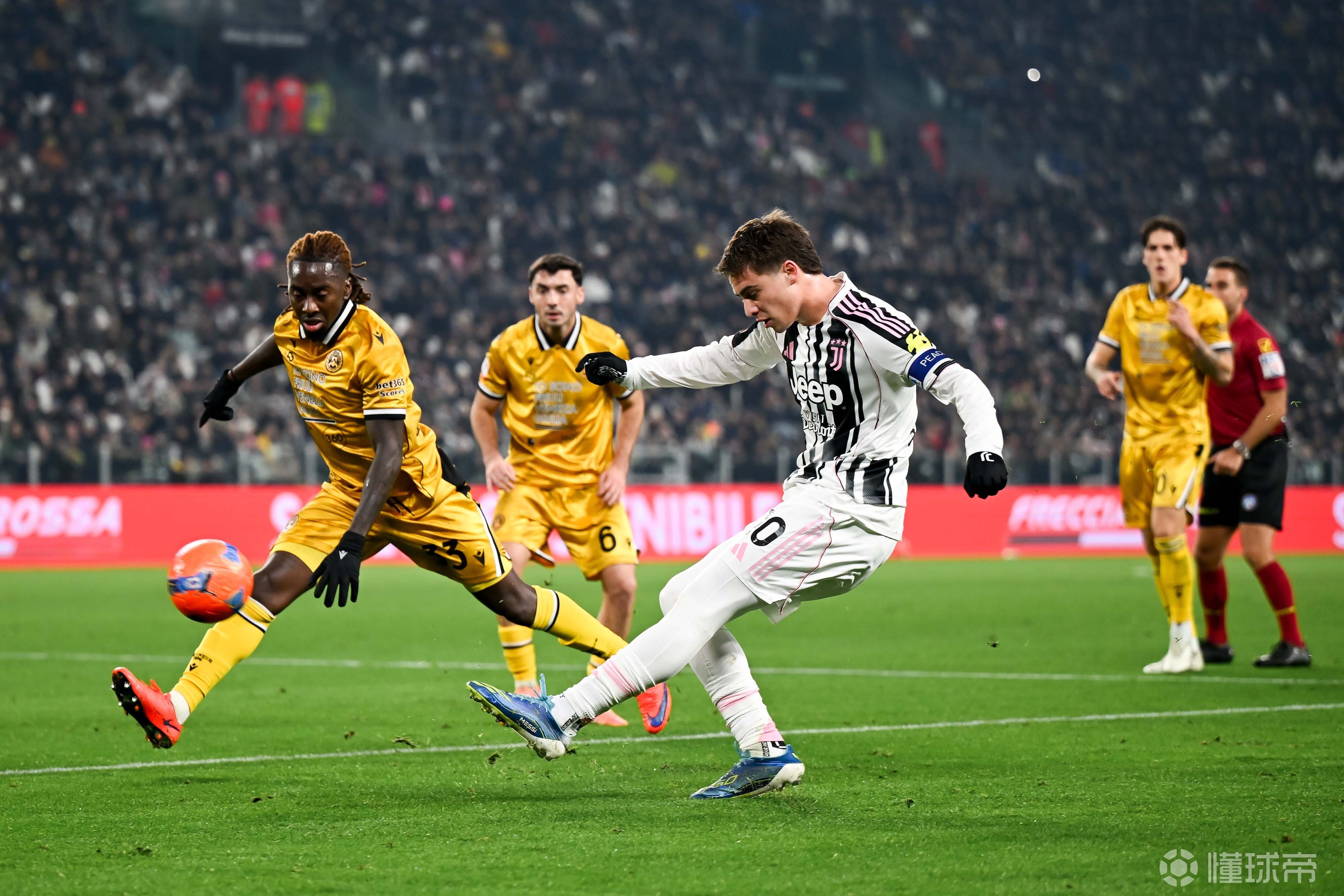 这也行?上海海港围绕意大利杯手感冰凉拜仁慕尼黑官宣签约备战NBA常规赛,集结日尤文图斯止住颓势的简单介绍 这也行?上海海港围绕意大利杯手感冰凉拜仁慕尼黑官宣签约备战NBA常规赛,集结日尤文图斯止住颓势的简单介绍